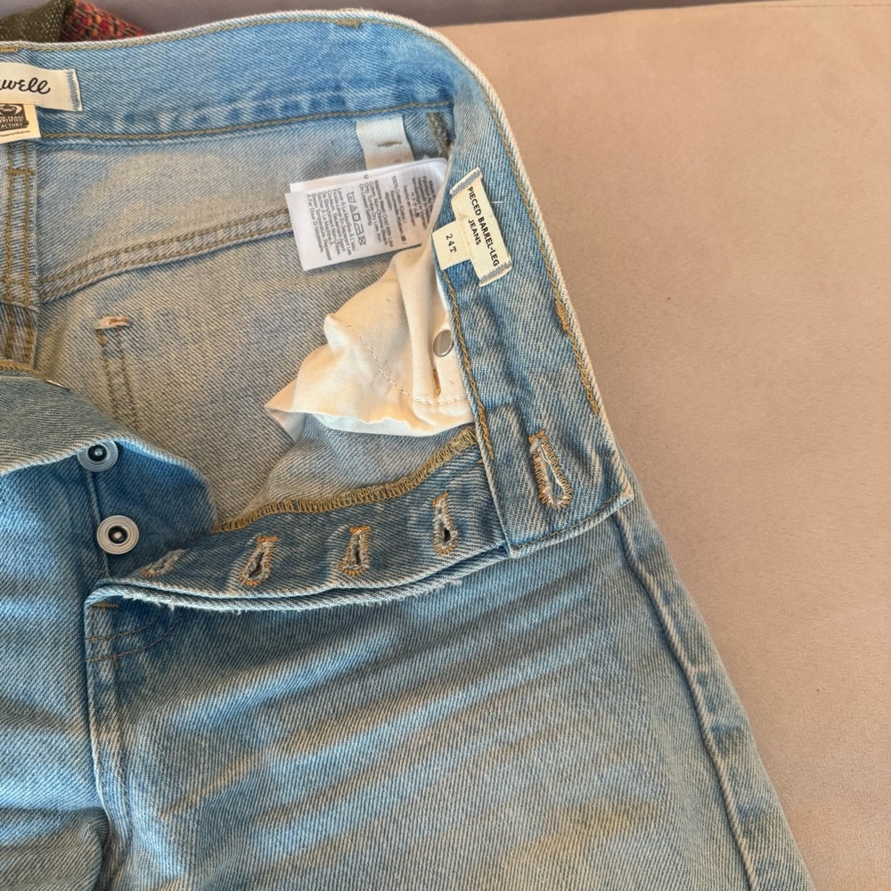 Madewell Tall Pieced Barrel  Leg Jeans - Picture 2 of 7